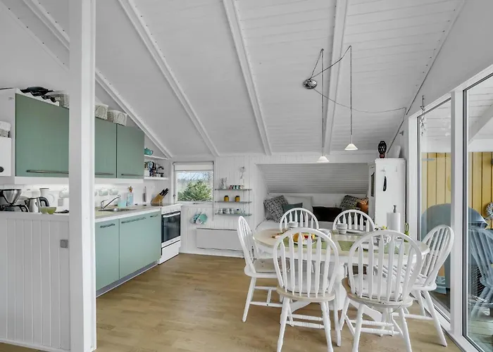 Lovely In With Kitchen Feriehus Roslev